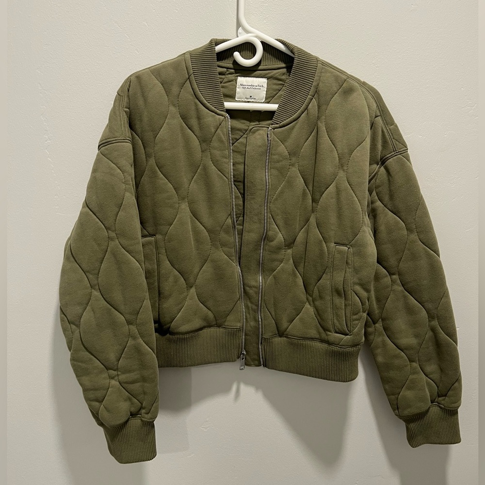 Abercrombie & Fitch Green Quilted Bomber Jacket
